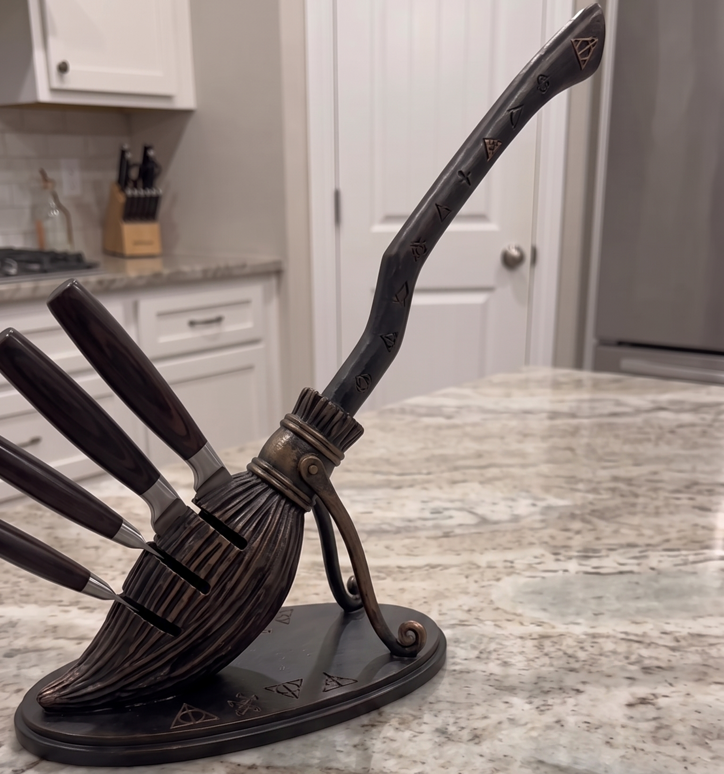 Harry Potter Knife Holder - PRE ORDERES ONLY